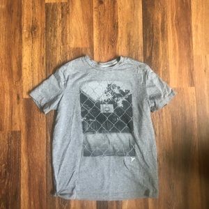 Old Navy Tee